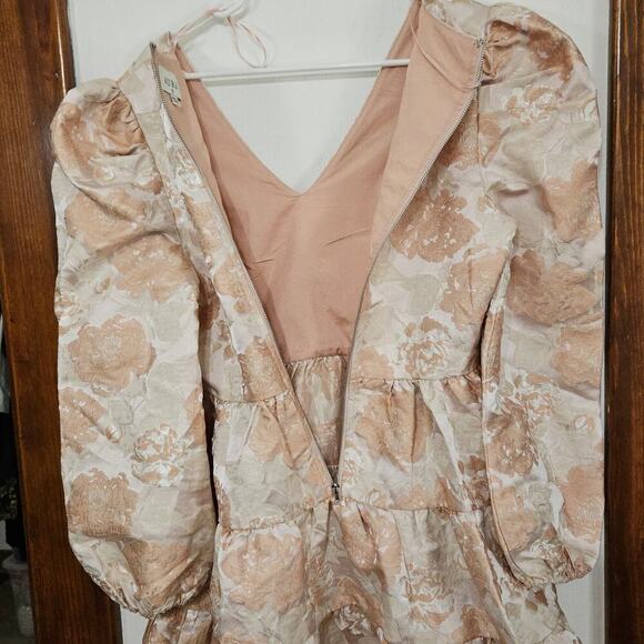 NWT Aura by Red Dress Shiny Cream/Pink Fit & Flare Tiered Mini Dress Size S - Picture 4 of 9
